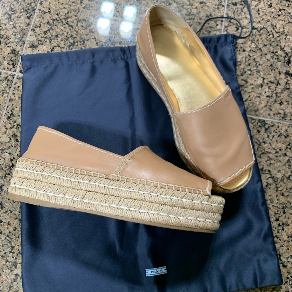 Prada 🍉 napa brawn leather Espadrilles